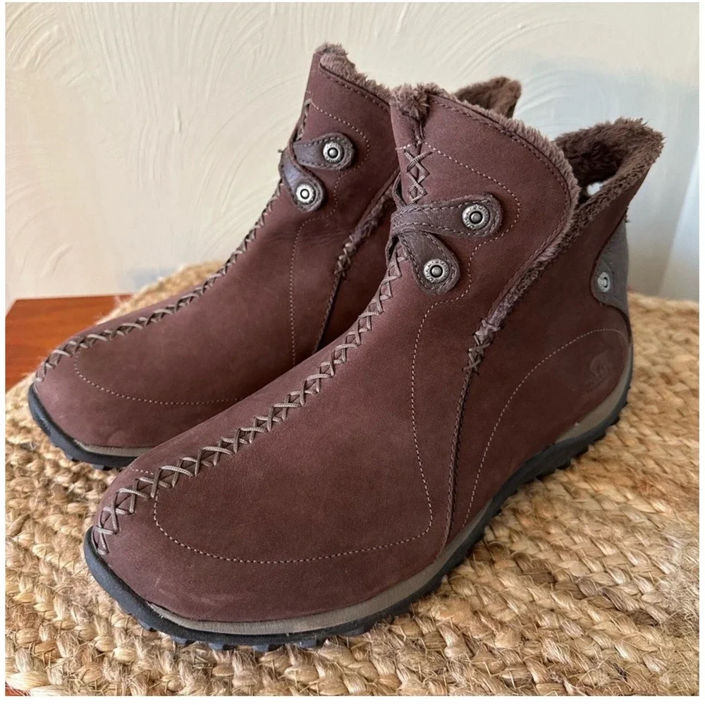 SOREL Nicolet Thinsulate Waterproof Boots Suede Shearling Brown Womens Size 7